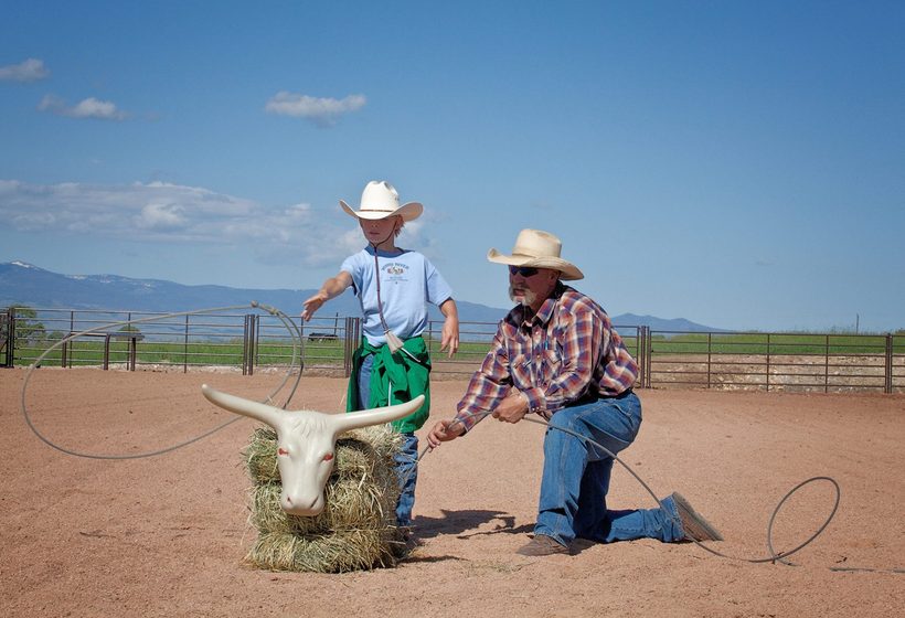 Ce voyage en famille dans un ranch vous fera à vivre à l’heure des cowboys de l'Ouest !