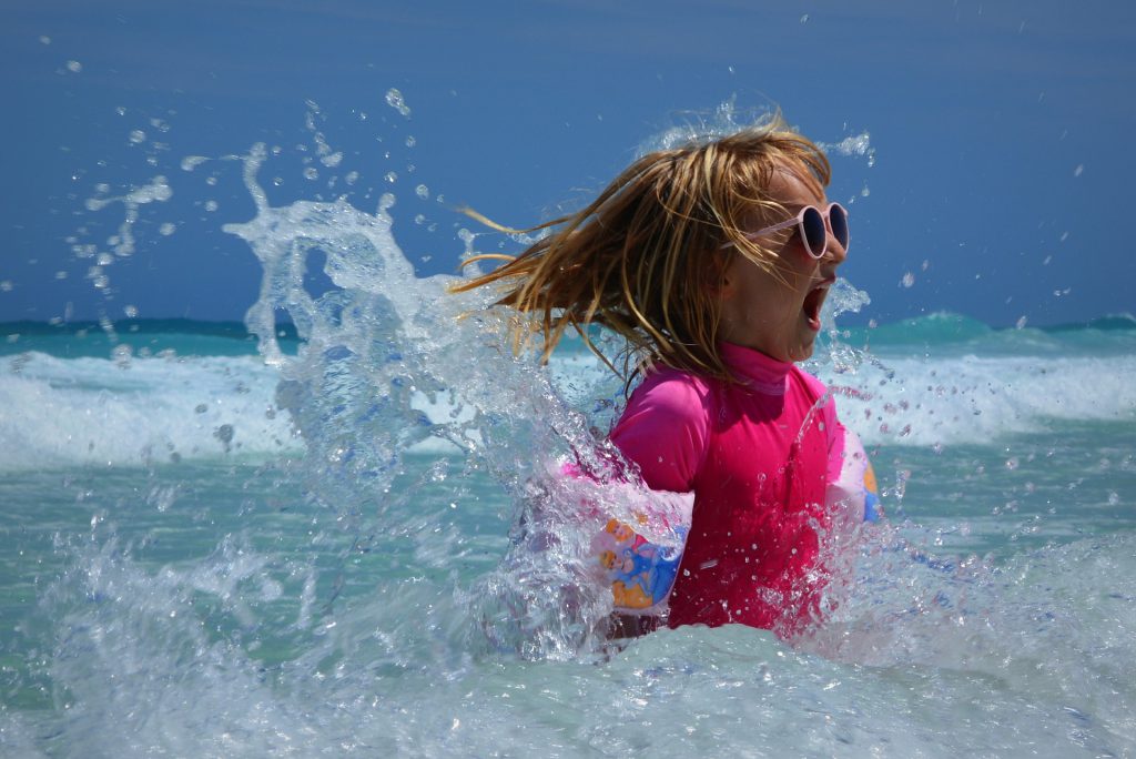 fille-vacance-plage